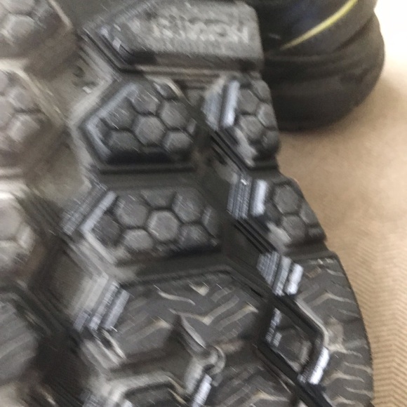 Hooka one opening ceremony in excellent condition size us 8 black grey yellow - Picture 8 of 10